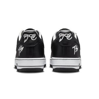 NIKE（ナイキ） スニーカー シューズ Terror Squad × AIR FORCE 1 LOW