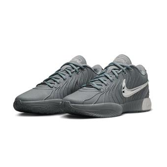 NIKE（ナイキ） バッシュ シューズ レブロン ジェームスLebron 21