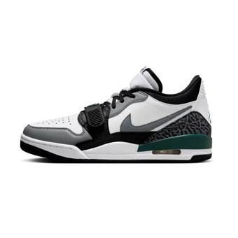 Jordan バッシュ スニーカー シューズ エアジョーダン