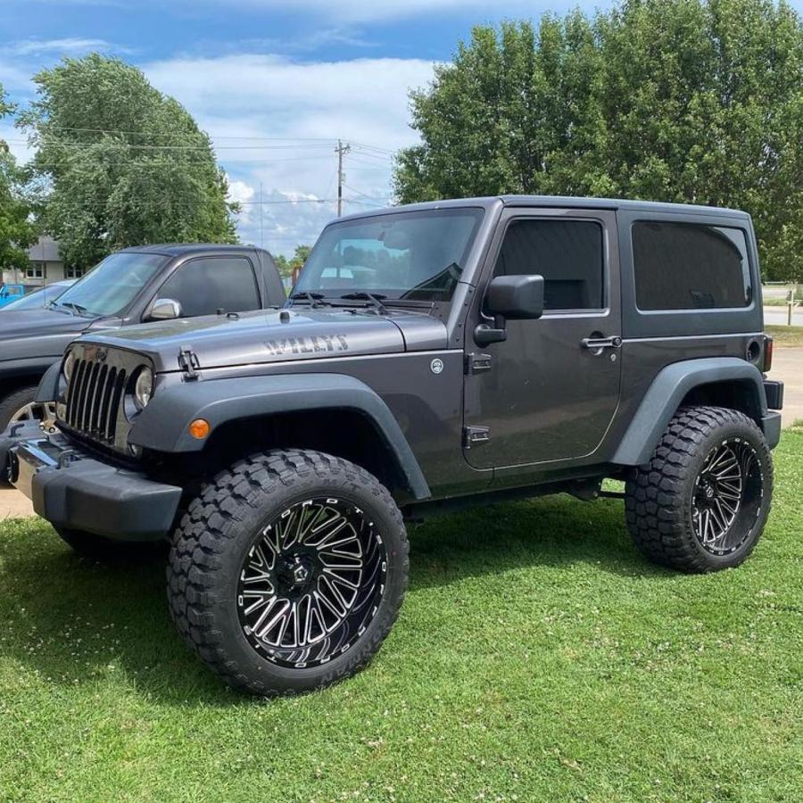 TIS OFFROAD 553BM グロスブラックミルド 20インチアルミホイール 20x9