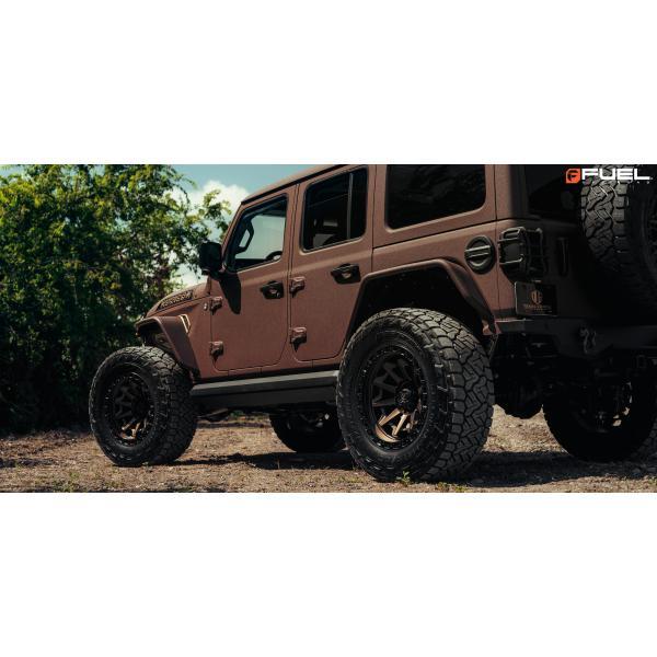 本日限定値下げ　FUELOFFROAD D696 COVERT ランクル　プラド FUEL OFFROAD COVERT（コバート）D696 ブロンズ/ブラックリング 17