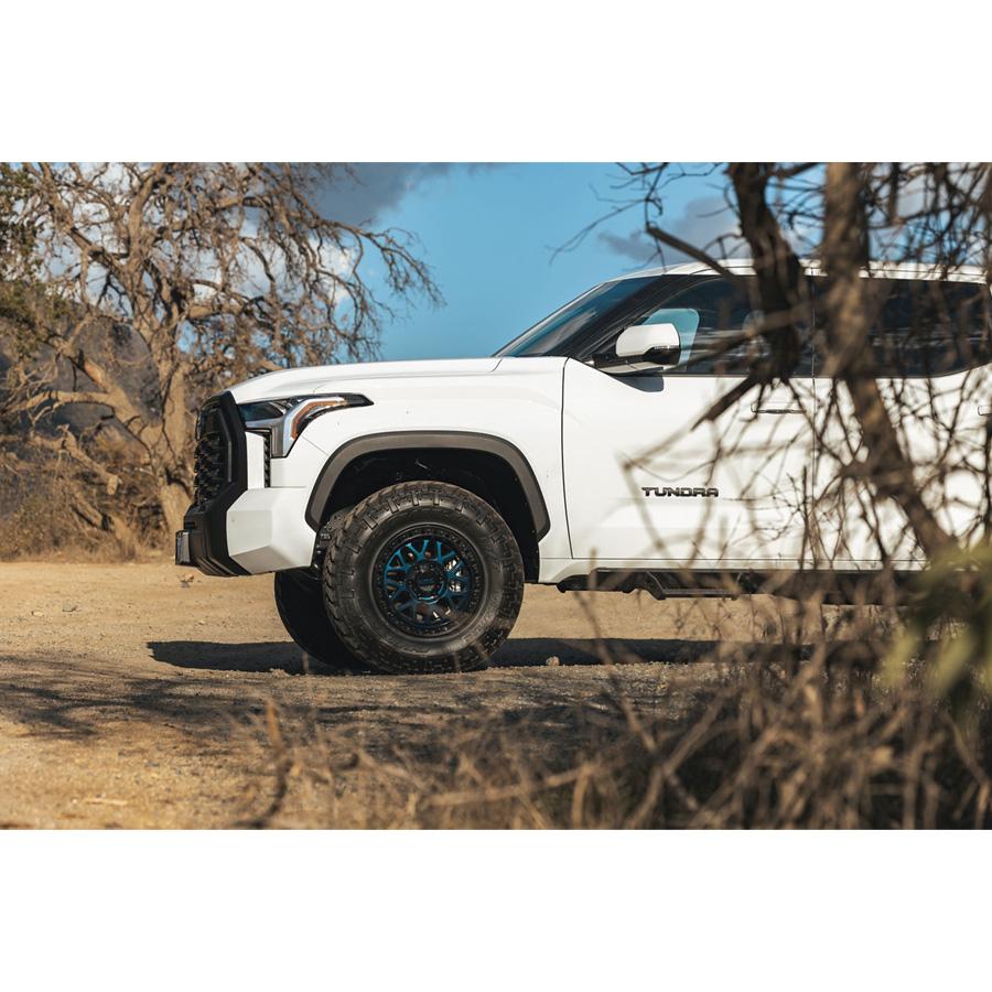 KMC GRS ミッドナイトブルー/グロスブラックリップ 18インチアルミホイール 18x8.5J 6H139.7 ±0 トヨタ GUN125ハイラックス/150プラド/215サーフ KM54988568900の画像