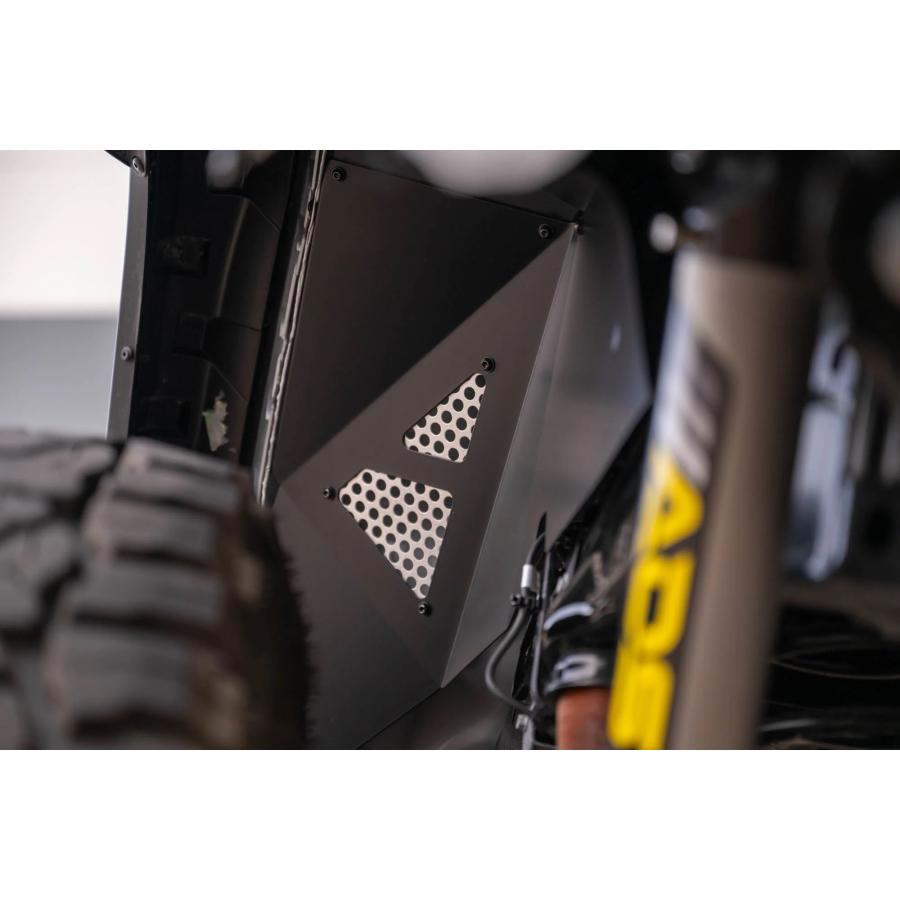 DV8 OFFROAD リアインナーフェンダー 左右セット アルミ製 ブラック