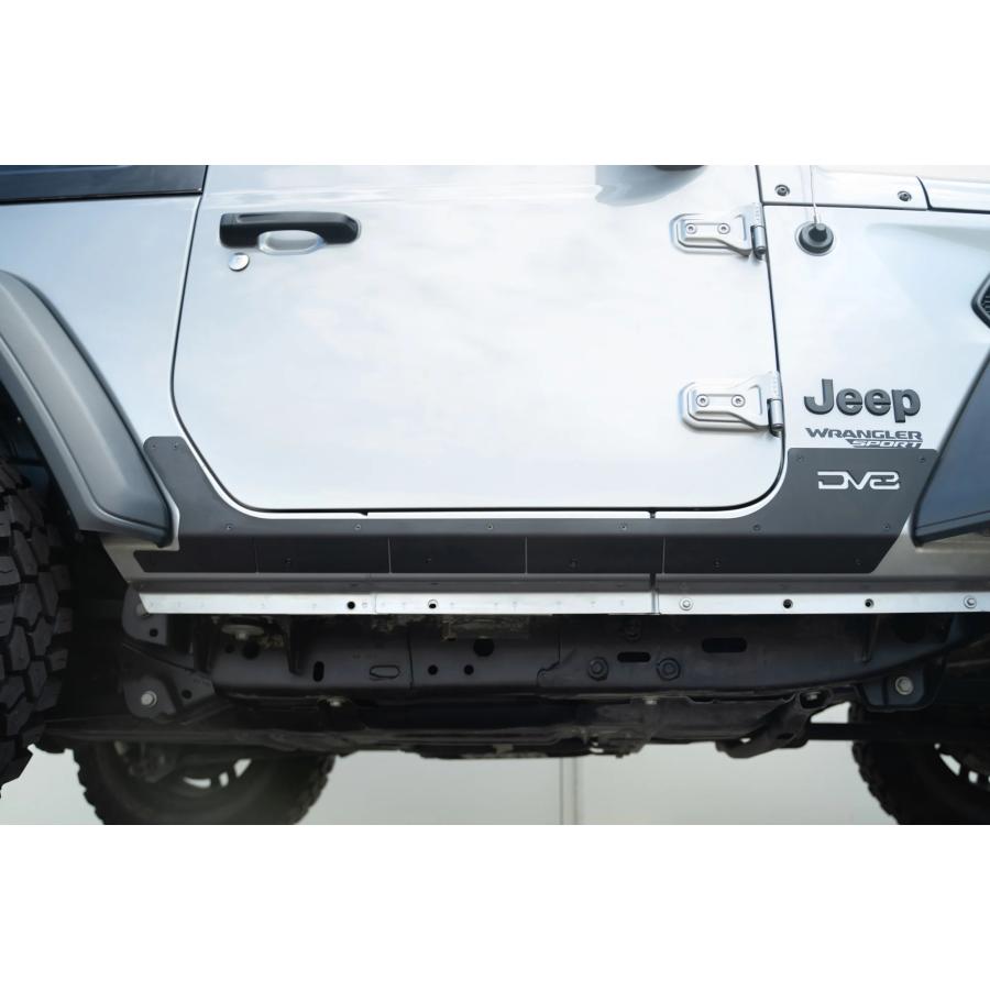 DV8 OFFROAD ロックスキン 左右セット ブラック 2018年〜 ジープ JL