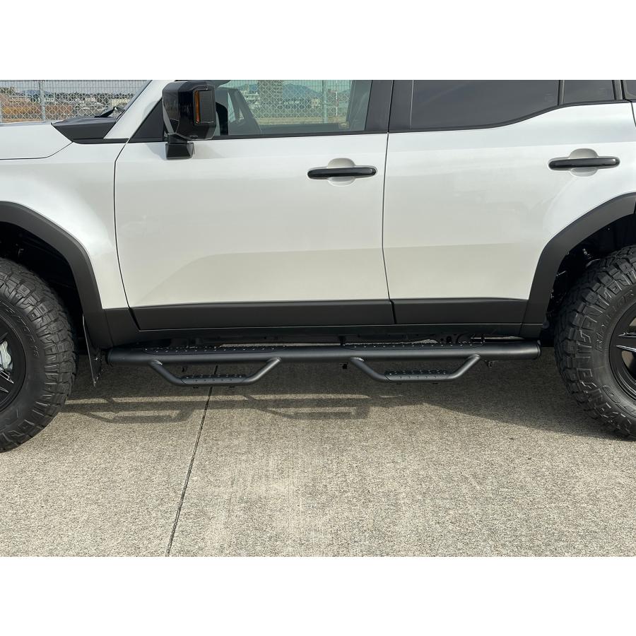 純正品　トヨタ ランドクルーザー250 サイドステップ 左右セット ボルト付 ab127-01-car.jpg