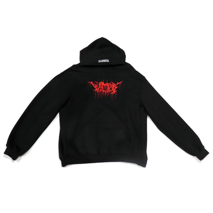 ヴェトモン オーバーサイズ メタルロゴパーカー VETEMENTS Oversized Printed Hoodie :2-022-1721