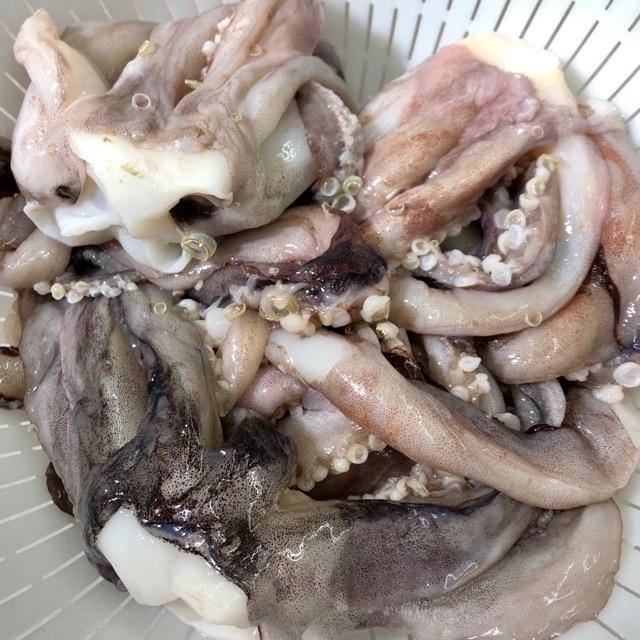 いかげそ 赤イカ 2kg いか足君 焼物 揚物 煮物 バーベキューなど用途色々 国産イカゲソ 冷凍便 noikgs2p1kjpm うまいもの市場yahoo 店 通販 Yahoo ショッピング