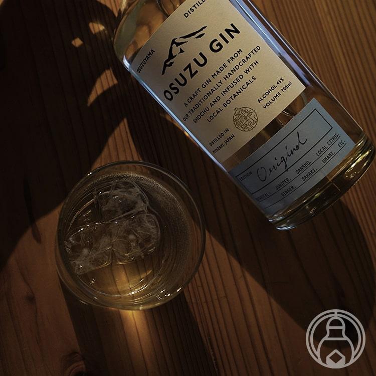 湊水産 OSUZU GIN ジン 700ml 尾鈴 山蒸留所／宮崎県 化粧箱入り