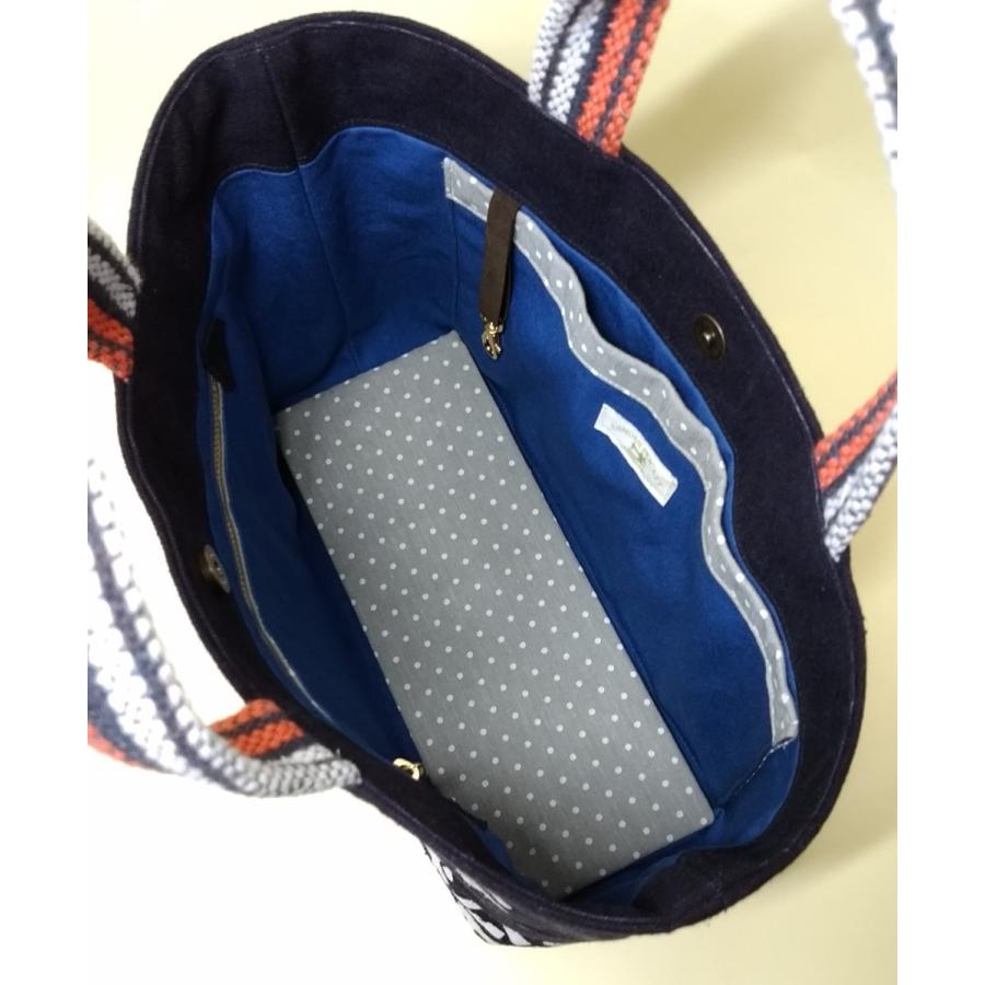 帆前掛けトートバッグ リメイク 大きいロゴトート 隠しポケットの底板