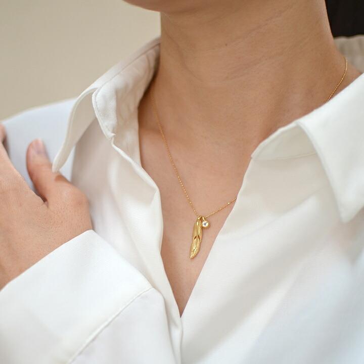 ネックレス ブルームーンストーン 羽 フェザー egretta ペンダント 