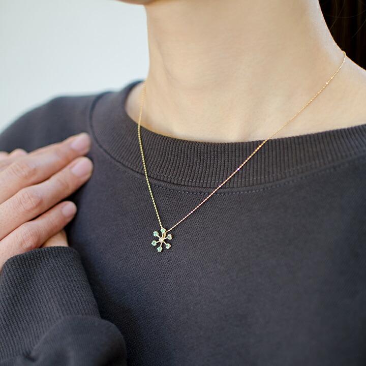 ペンダントトップ エメラルド ダイヤモンド neve ゴールド K18