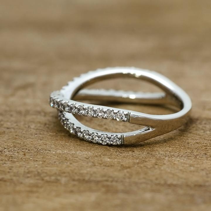 指輪 リング ダイヤモンド 0.4ct ハードプラチナ950 クロス レディース
