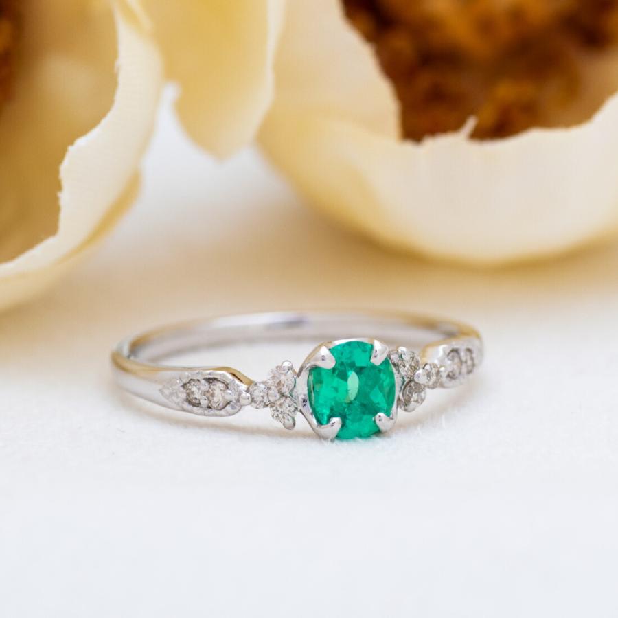 指輪 リング エメラルド ダイヤモンド プラチナ900 K18・K10選択可