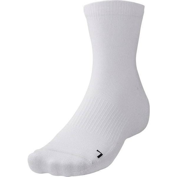 バスケットボール用ソックス7足セット Amazon | [AZure] バスケ 靴下 ソックス 3足セット メンズ 24