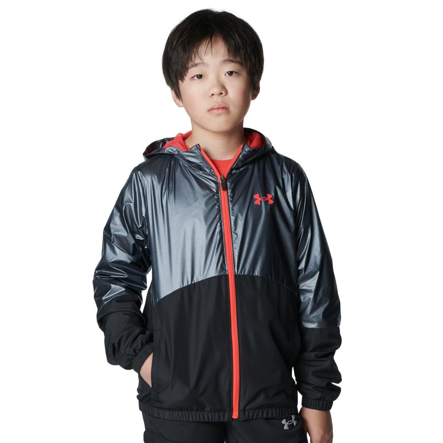 Under Armour フード付きウィンドブレーカー 黒・赤　上下セット Under Armour フード付きウィンドブレーカー 黒・赤 上下セット UNDER
