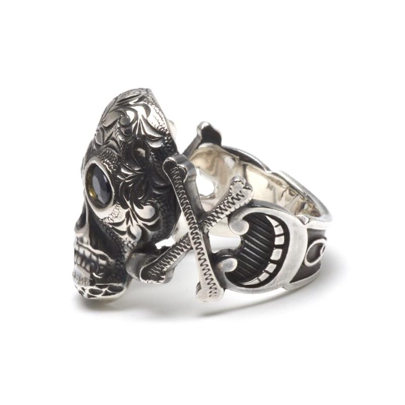 END CUSTOM JEWELLERS EDWARD SKULL RING w/sapphire リング