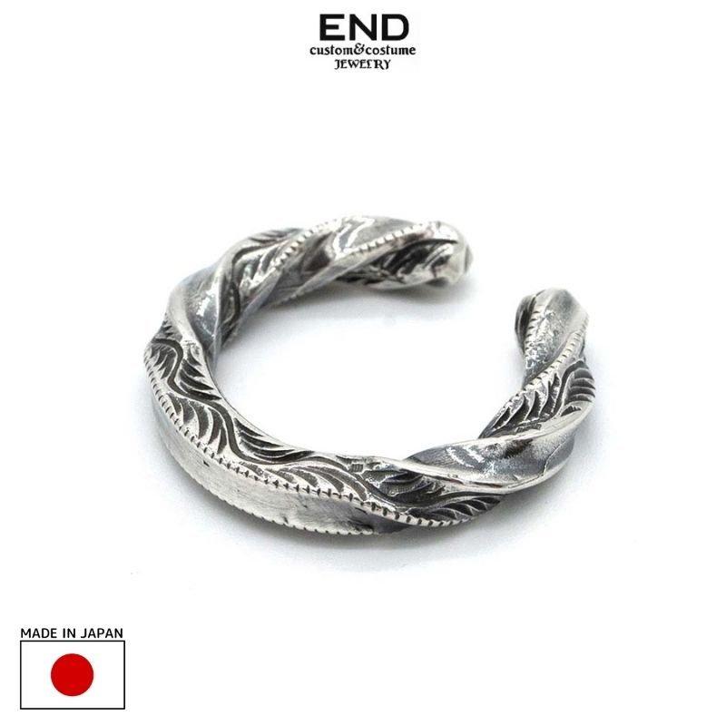 END CUSTOM JEWELLERS OLD ENGLAVED ROD RING : UNDERFIELD ONLINE