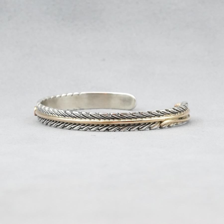 Tanya Mace ターニャメイス フェザーバングル ナバホ族 NAVAJO Tanya Mace ターニャメイス フェザーバングル ナバホ族 NAVAJO