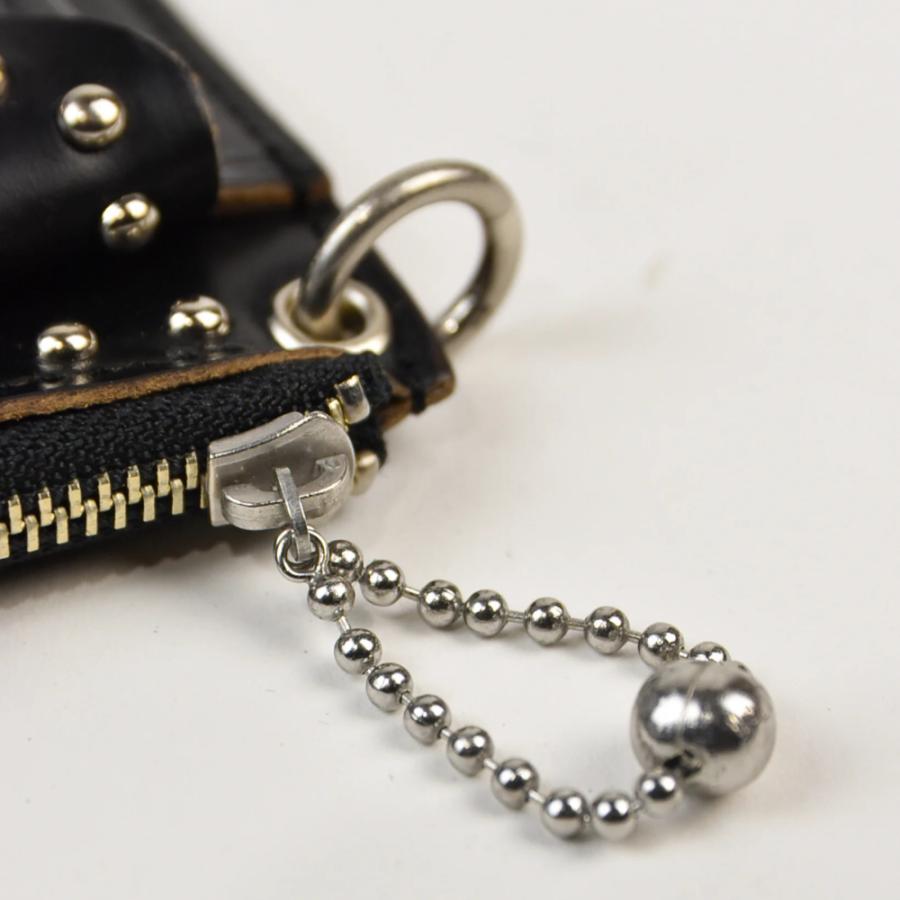 THE WONDER LUST ザワンダーラスト SHELL & STUDS UTILITY POUCH-BLACKの画像