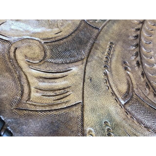 ※ブランド不明 インポート雑貨 ミニクラッチバッグ リゾート系 アジアンテイスト リーフ柄 ボタニカル ミニバッグ 鞄 かばん カバン 茶色 |  | 04