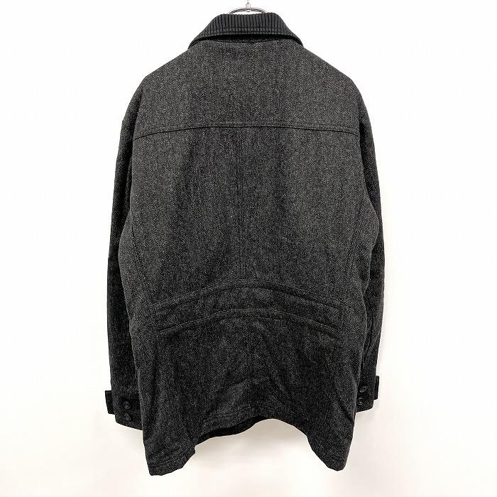 エスプリ ESPRIT コート ボタン留め 薄手の中綿入り カフスに硬い生地 