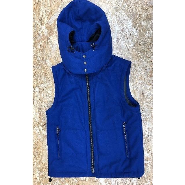 A V V Homme アーヴェヴェ オム サイズ46 メンズ ベスト 中綿入り ノースリーブ ジャケット ダブルジップ フード脱着可 ハイネック ブルー As000 Undo Rowa ヤフー店 通販 Yahoo ショッピング