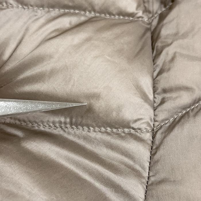 ユニクロ ウルトラライトダウンジャケット 長袖 ハイネック ジップ 無地 ナイロン100%(ダウン90%×フェザー10%) M ベージュ レディース | ユニクロ | 02