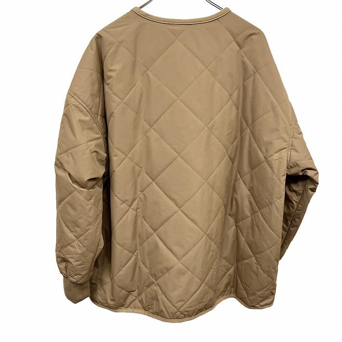 T-MAC OUTING 若干薄手 中綿 キルティングジャケット ドットボタン