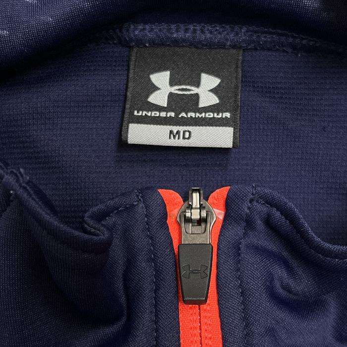 UNDER ARMOUR ピステ XL ネイビー/オレンジ 上下セット UNDER ARMOUR ピステ・ウィンドブレーカー オレンジ/ネイビーYLG