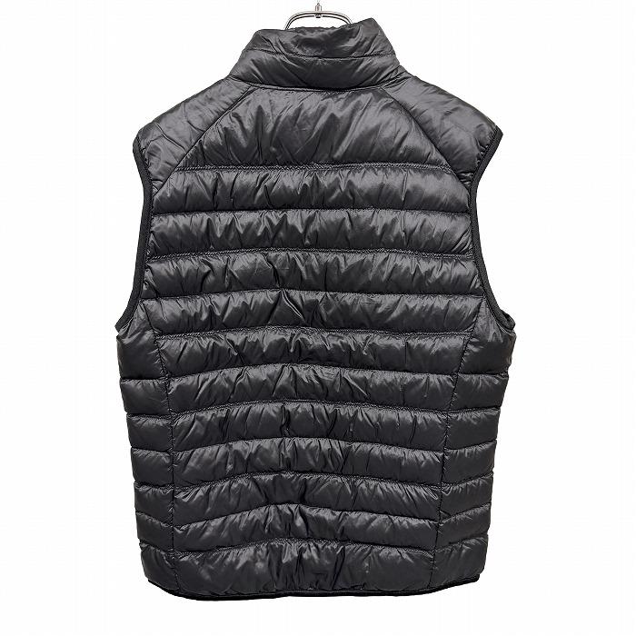 ユニクロ（UNIQLO） ウルトラライトダウンベスト ハイネック 無地