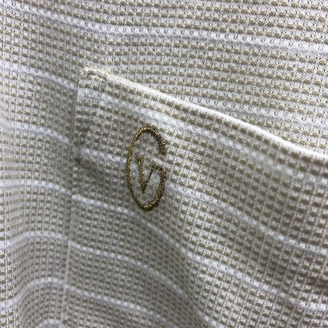 GIANNI VALENTINO ジャンニヴァレンチノ M メンズ ポロシャツ ワンポイントロゴ スプリット糸の刺繍 半袖 綿×ポリ グレージュ系×ホワイト |  | 03