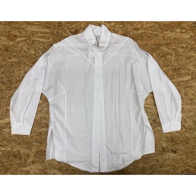 MAISON DE COLOR メゾンドカラー サイズ不明 レディース デザインシャツ フライフロント 無地 緩めのシルエット 白 ホワイト | 