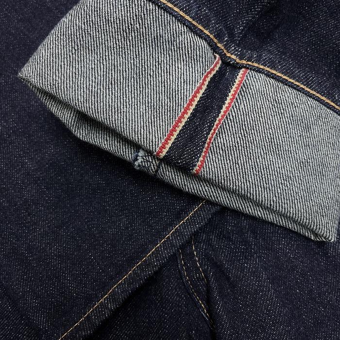 シェビニオン（Chevignon） 【新品】CHEVIGNON デニム パンツ ジーンズ