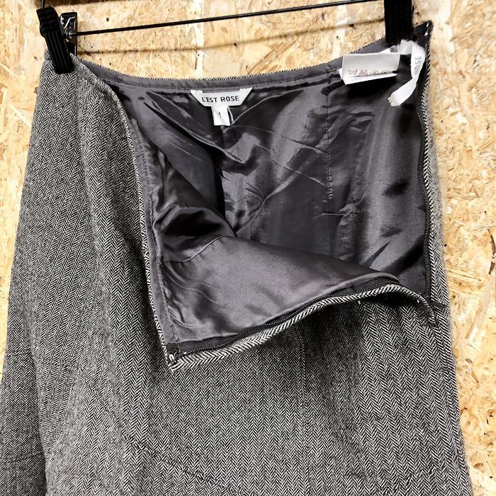 L'EST ROSE（レストローズ） マーメイドスカート ヘリンボーン 裾