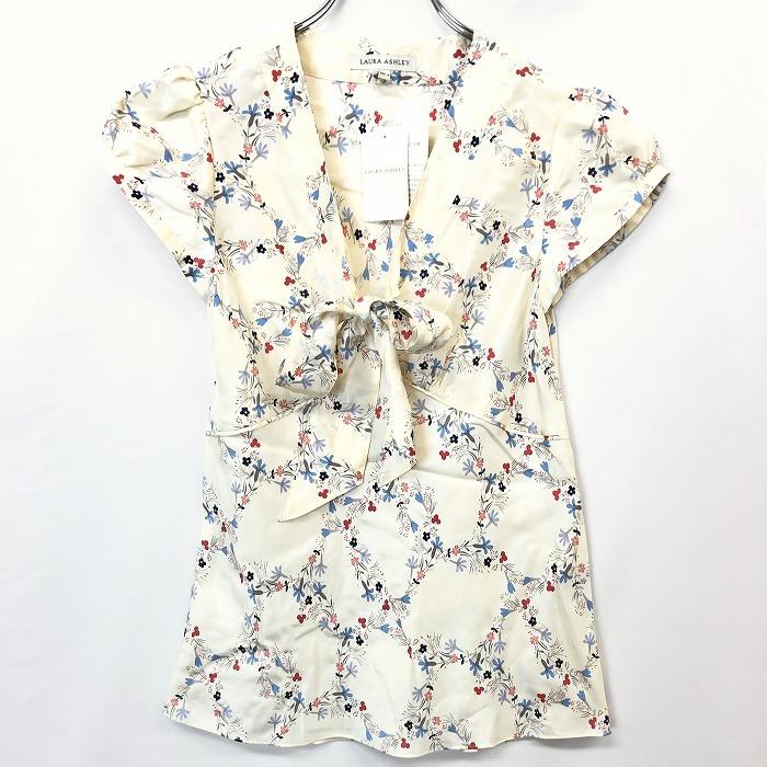 【新品】LAURA ASHLEY ローラアシュレイ M (9) 売れ筋商品|||レディース 女性 薄手 フロントリボンプルオーバー花柄シャツ 半袖 絹100% ライトアイボリー