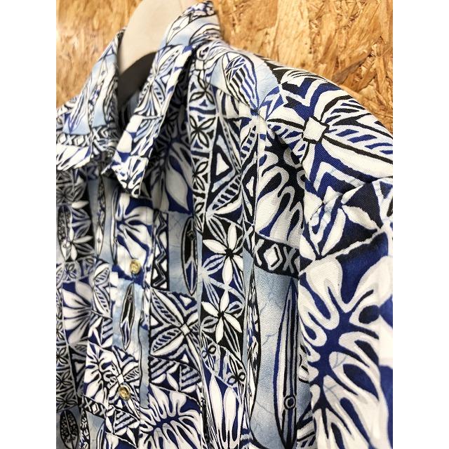 【USA製】 Maui Sunset マウイサンセット S メンズ シャツ アロハ柄 花×リーフ×サーフボード 半袖 ポリ×綿 ブルー×ホワイト×ブラック |  | 02