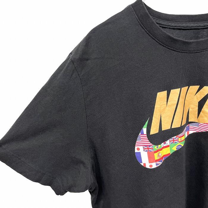 NIKE（ナイキ） NIKE Tシャツ 国旗とスウォッシュのプリント 英字 文字