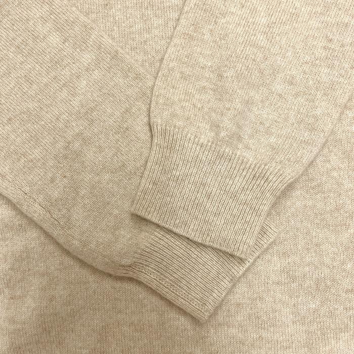 ユニクロ UNIQLO 薄手 ニット セーター タートルネック 無地 ユニクロ UNIQLO 薄手 ニット セーター タートルネック 無地