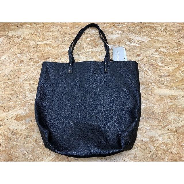 Avancer アバンセ ハンドバッグ 内側が花柄 フラワー フェイクレザー