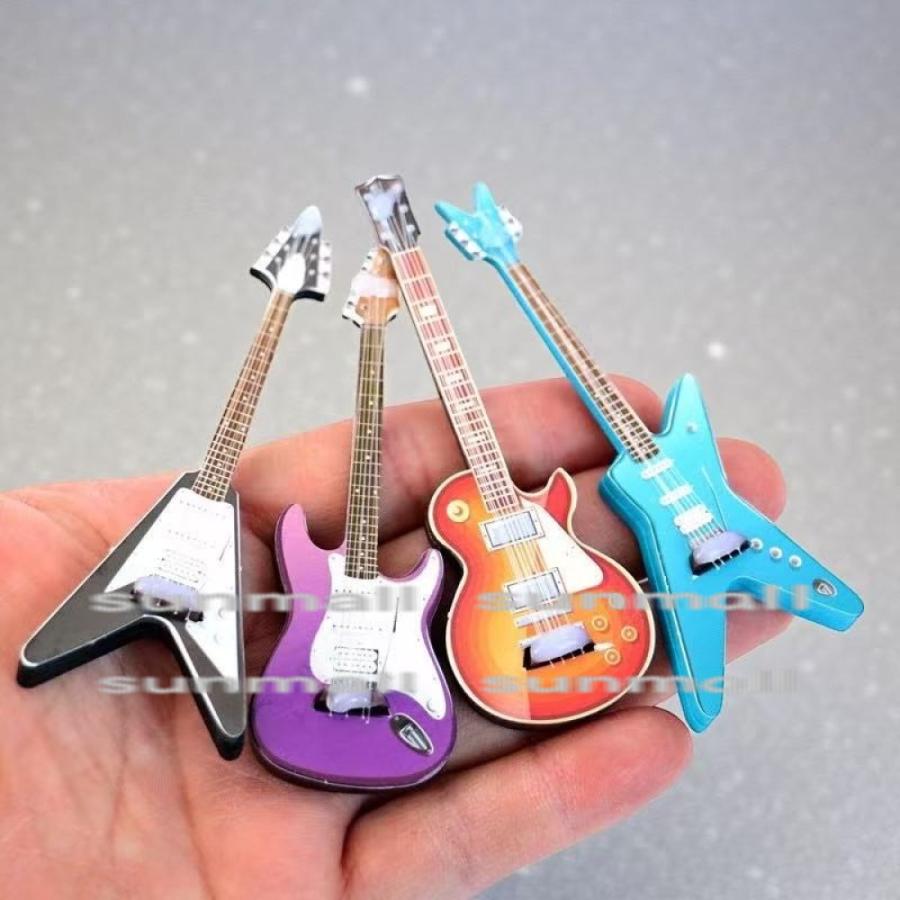 ミニチュア　エレキギター　5本セット ミニチュア エレキギター 5本セット Amazon.co.jp: ミニチュアギター