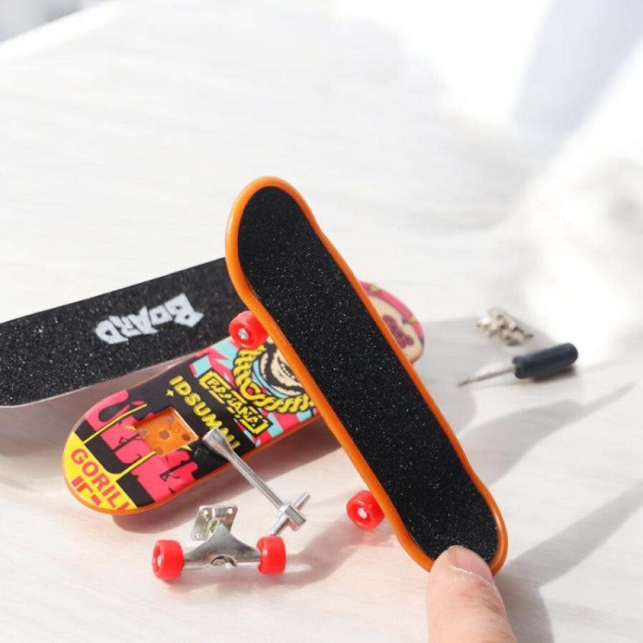 1セット3点）ミニチュアスケートボード ミニチュアスポーツ用品 ドール