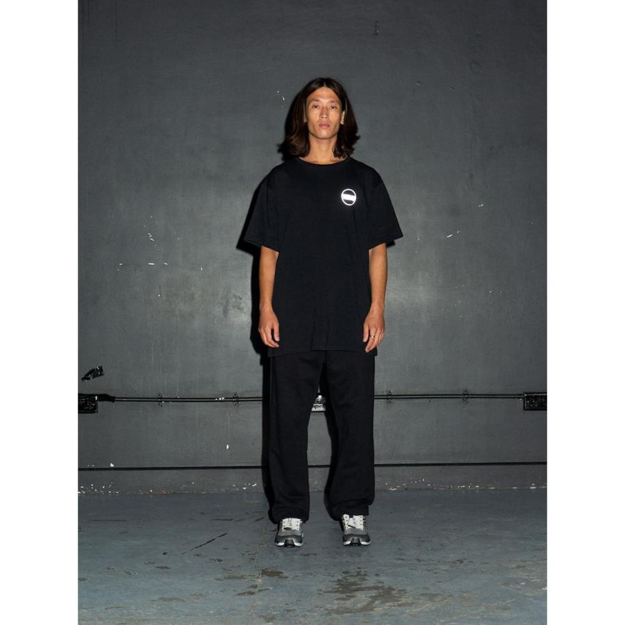 BOILER ROOM (ボイラー ルーム) CORE T-SHIRT (BLACK) [ボイラー