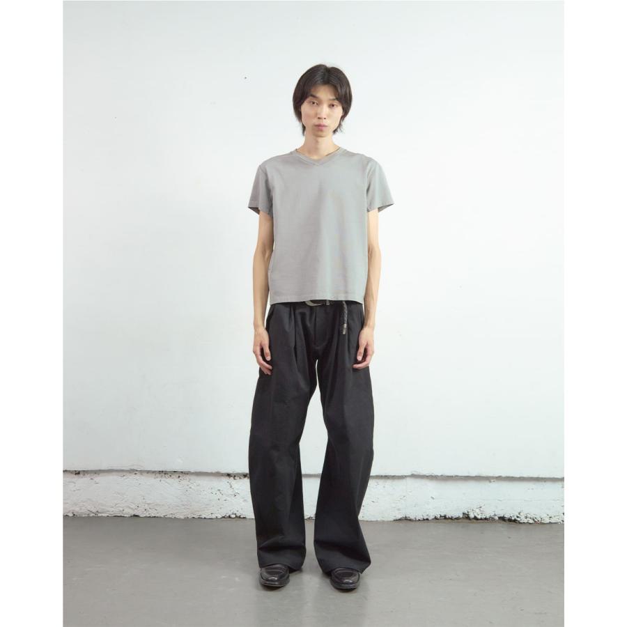 NVRFRGT（ネヴァーフォーゲット） | 2TUCKED CURVED LEG TROUSERS