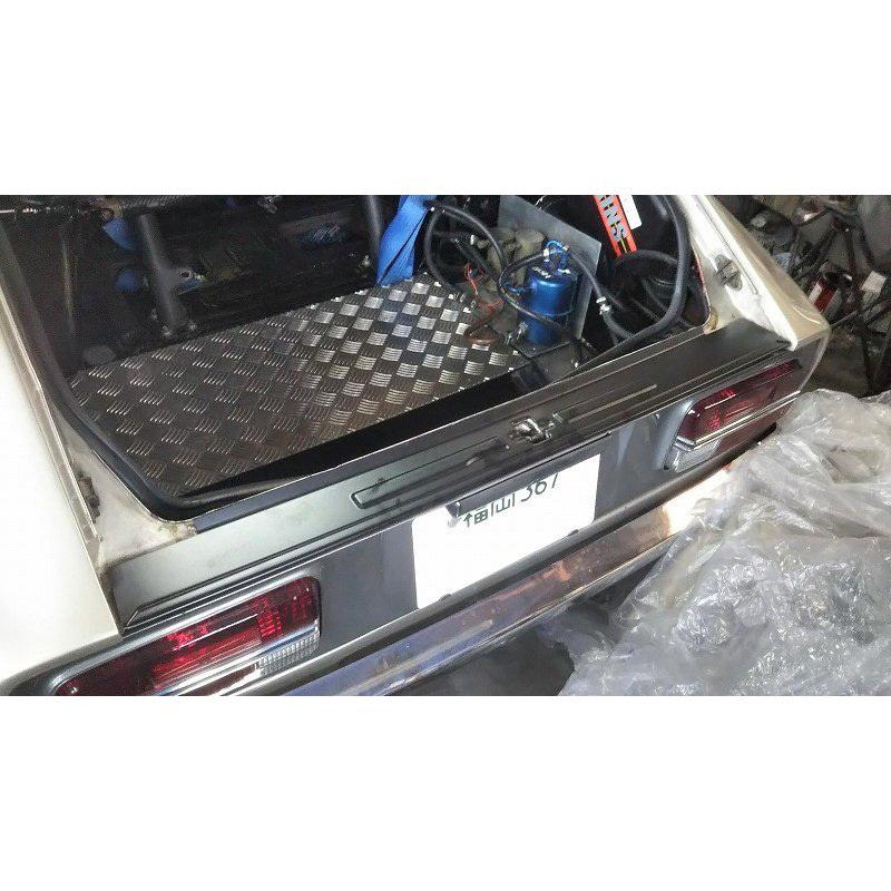 コーリン]旧車 S30Z フェアレディZ 240Z用リアハッチアッパーパネル 