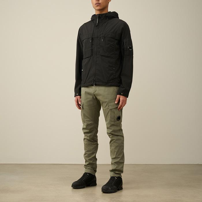 C.P.COMPANY シーピーカンパニー 16CMOW036A Chrome-R Hooded Jacket 