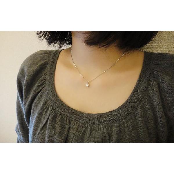 本物に負けない輝きを放つ大粒キュービックペンダントネックレス |  | 02