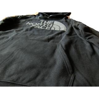 THE NORTH FACE（ザ ノースフェイス） パーカー USAモデル プル