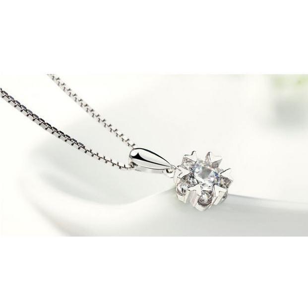 雪の結晶 ペンダント 舞いおちる雪のように… 雪花 ネックレス 雪