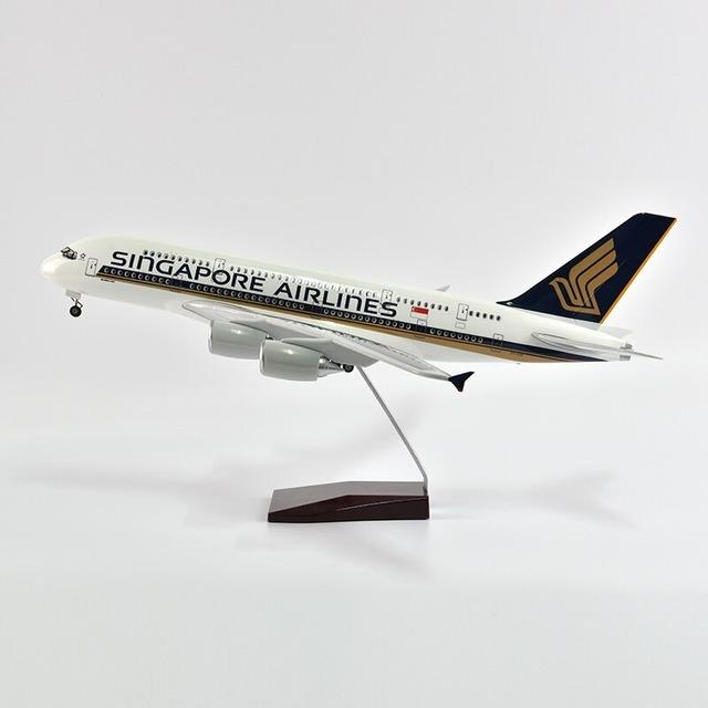 模型飛行機 航空機 飛行機模型 おもちゃ 模型 シンガポール航空 LED点灯 スタンド付 プレゼント コレクション ギフト インテリア 置物｜universal-cl-store｜04