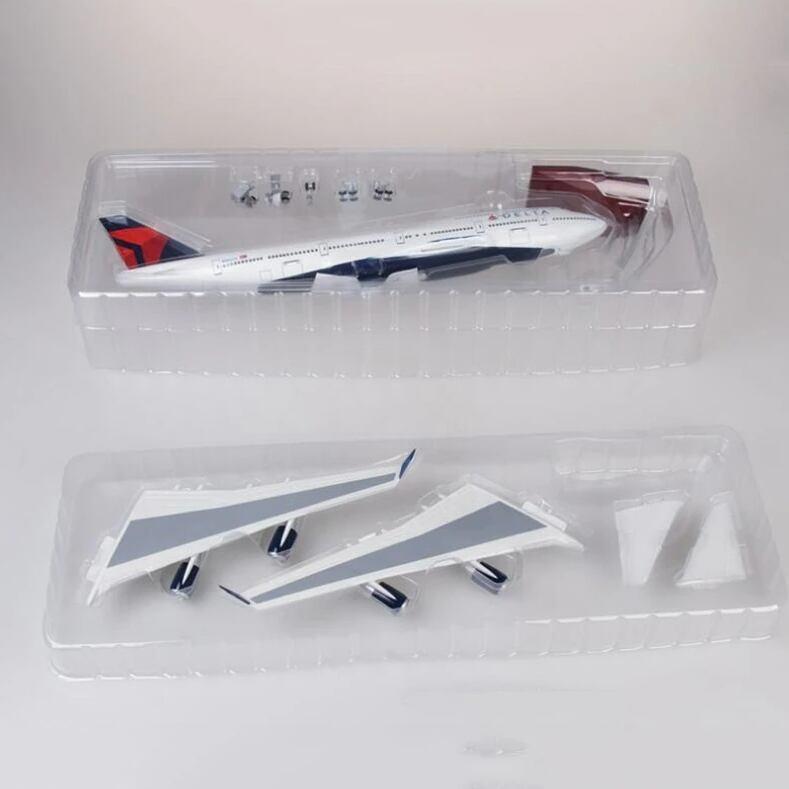 デルタ航空B747 航空機模型 模型 飛行機 アメリカ LED点灯 USB充電 スタンド付 旅行 エアライン 旅客機 旅 おもちゃ コレクション